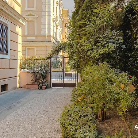 Azadi Flaminio Apartment